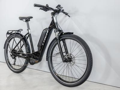 Trek Allant+ 5 Lowstep XL Trek Black 725WH Produktbild 1