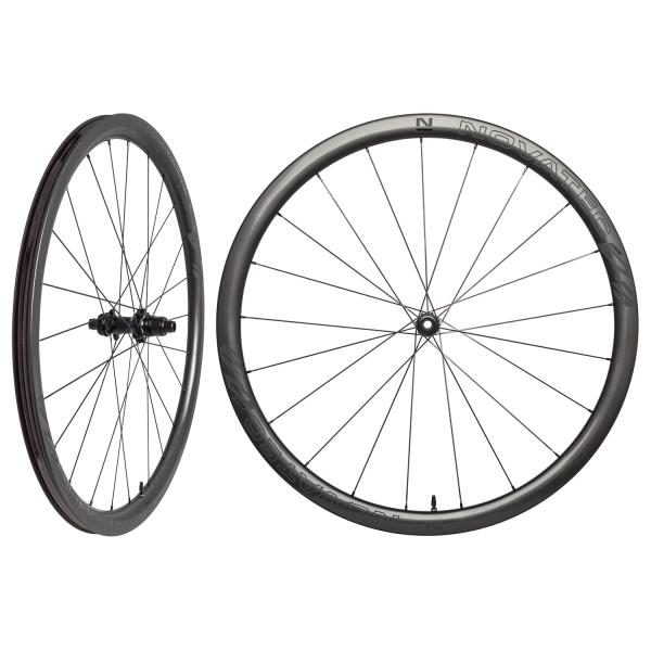 NOVATEC R3 DISC CL PRO+ HG Gen5 Disc Laufradsatz