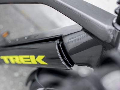 Trek Allant+ 8S Stagger S Lithium Grey Produktbild 16