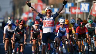 Bontrager Vorderrad Bontrager Aeolus RSL 62 TLR Disc 12T Bla Produktbild 10