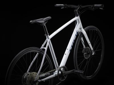 Trek FX 3 DISC M Crystal White Produktbild 2