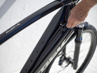 Trek Allant+ 9S M Trek Black/Alpine Blue Produktbild 14