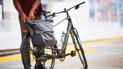 Trek FX+ 2 XL Satin Trek Black Produktbild 25