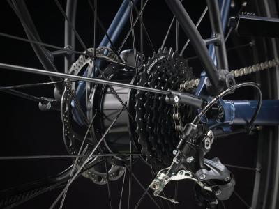 Trek FX+ 2 M Satin Mulsanne Blue Produktbild 15