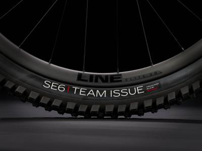 Trek Slash 9.8 XT S 29 Matte Deep Smoke Produktbild 6