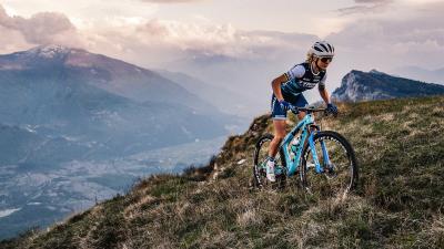 Trek Supercaliber 9.8 GX AXS M TK White/Gravel Produktbild 23