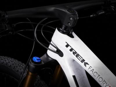 Trek Supercaliber 9.9 XTR L Trek White/Gravel Produktbild 22