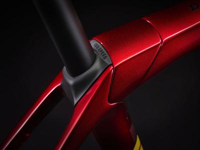 Trek Domane SLR 6 AXS 60 Metallic Red Smoke to Blue Smo Produktbild 18