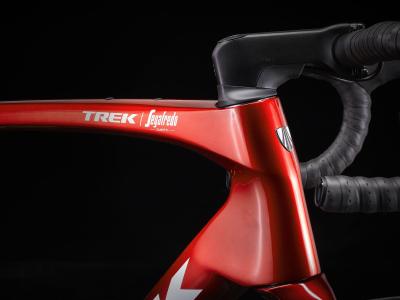 Trek Domane SLR 6 AXS 54 Metallic Red Smoke to Red Carb Produktbild 17