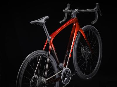 Trek Domane SLR 6 AXS 62 Metallic Red Smoke to Red Carb Produktbild 14