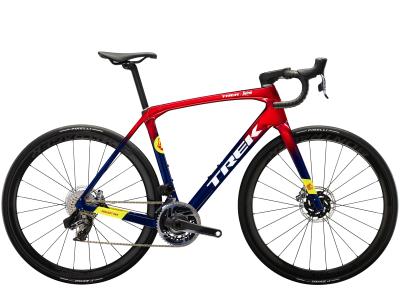 Trek Domane SLR 9 eTap 50 Metallic Red Smoke to Blue Sm Produktbild 12