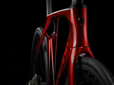 Trek Madone SLR 6 47 Metallic Red Smoke to Red Carbon S Produktbild 16