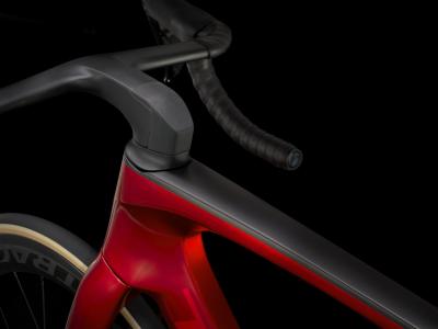 Trek Madone SLR 9 60 Metallic Red Smoke to Red Carbon S Produktbild 17