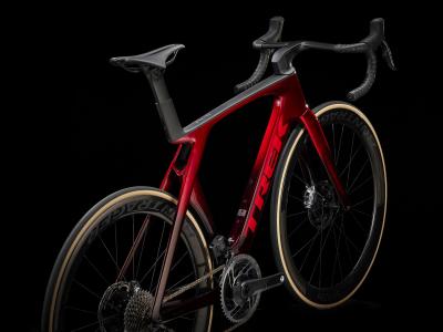 Trek Madone SLR 9 AXS 56 Metallic Red Smoke to Red Carb Produktbild 14