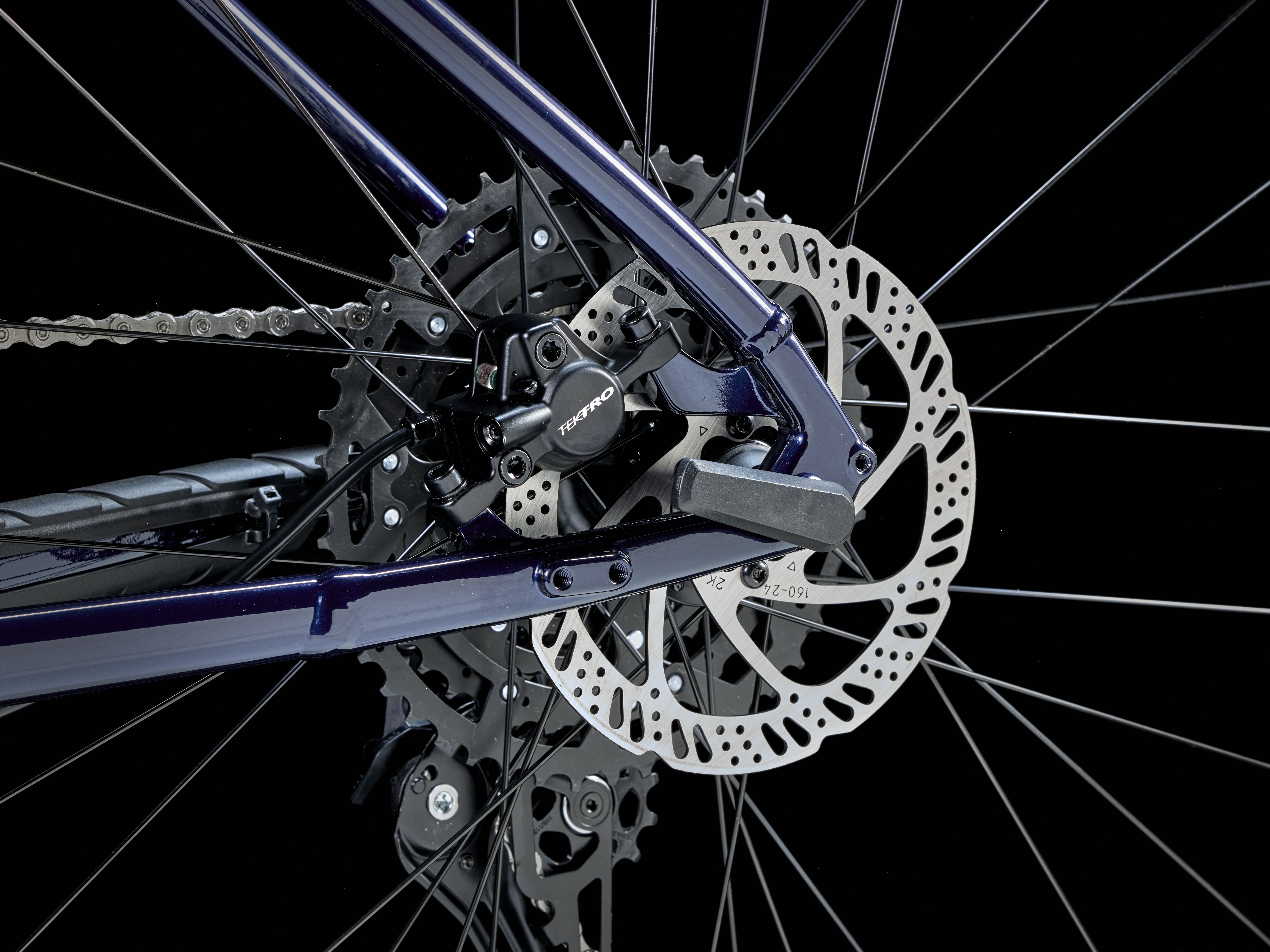 Trek Marlin 6 XS 27.5 Rage Red to Deep Dark Blue Fade Produktbild 16