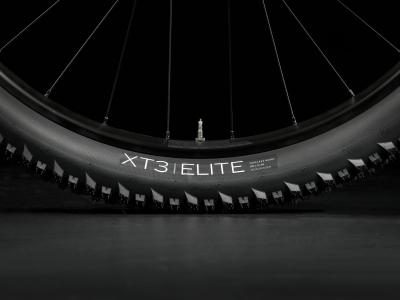 Trek Marlin 6 ML 29 Rage Red to Deep Dark Blue Fade Produktbild 15