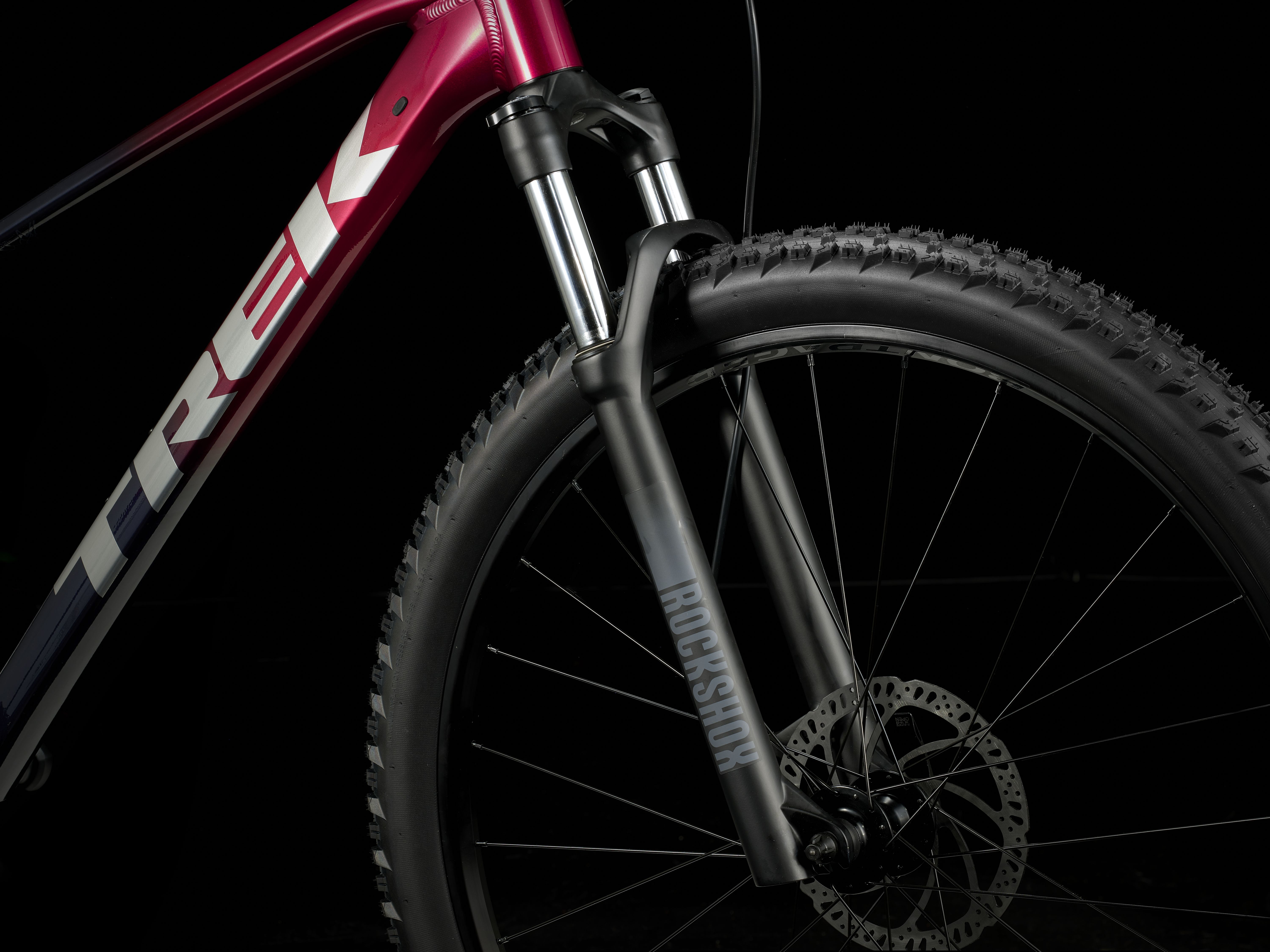 Trek Marlin 6 ML 29 Rage Red to Deep Dark Blue Fade Produktbild 7