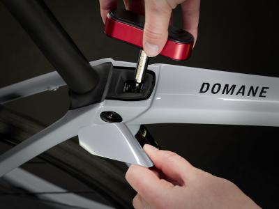 Trek Domane SL 5 58 Plasma Grey Pearl Produktbild 20