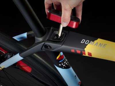 Trek Domane SLR 7 AXS 52 Trek Black Produktbild 8