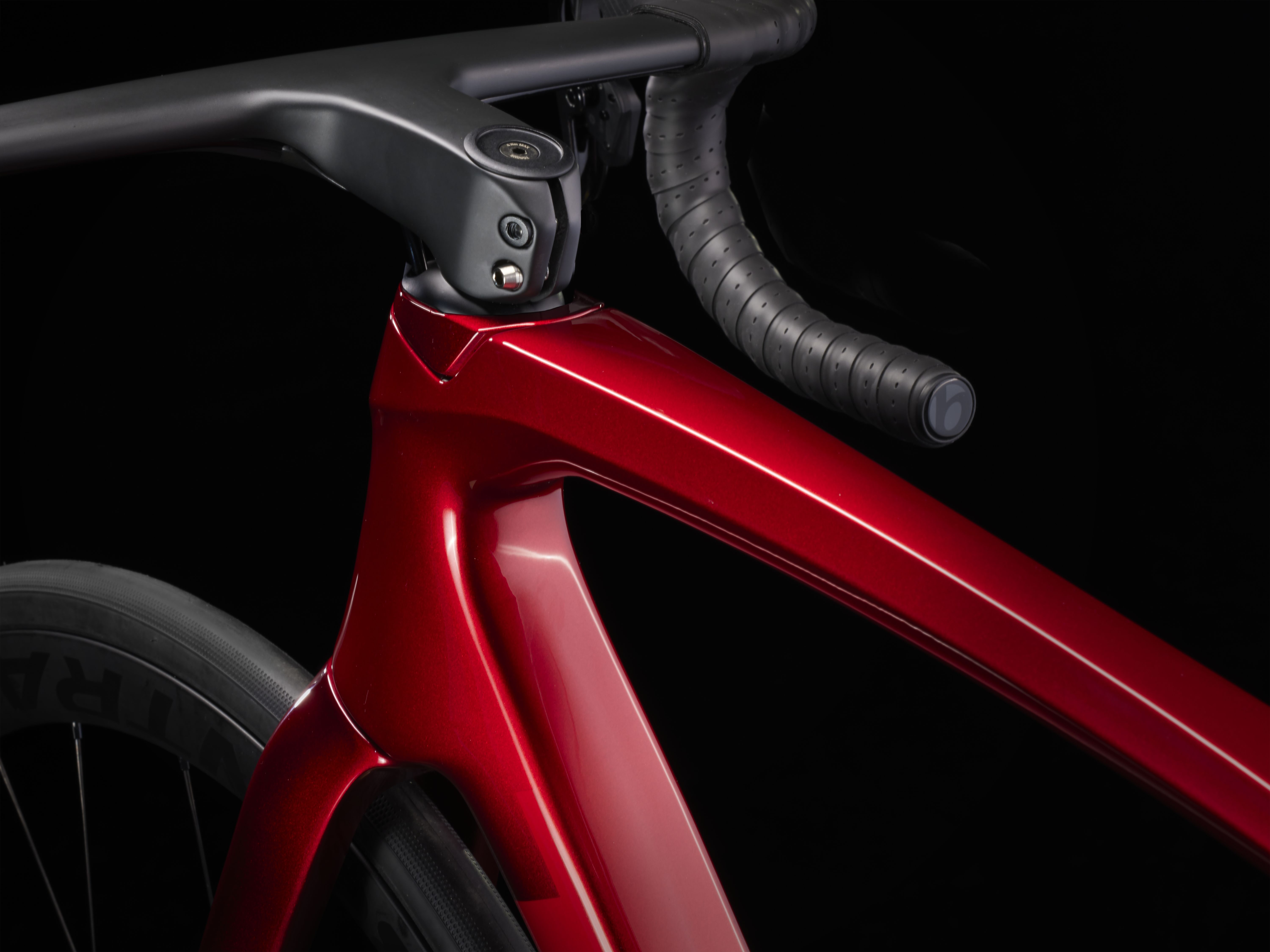 Trek Emonda SLR 7 AXS 58 Metallic Red Smoke to Red Carb Produktbild 18