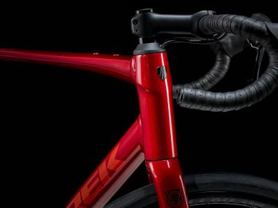 Trek Domane AL 2 58 Crimson to Dark Carmine Fade Produktbild 15