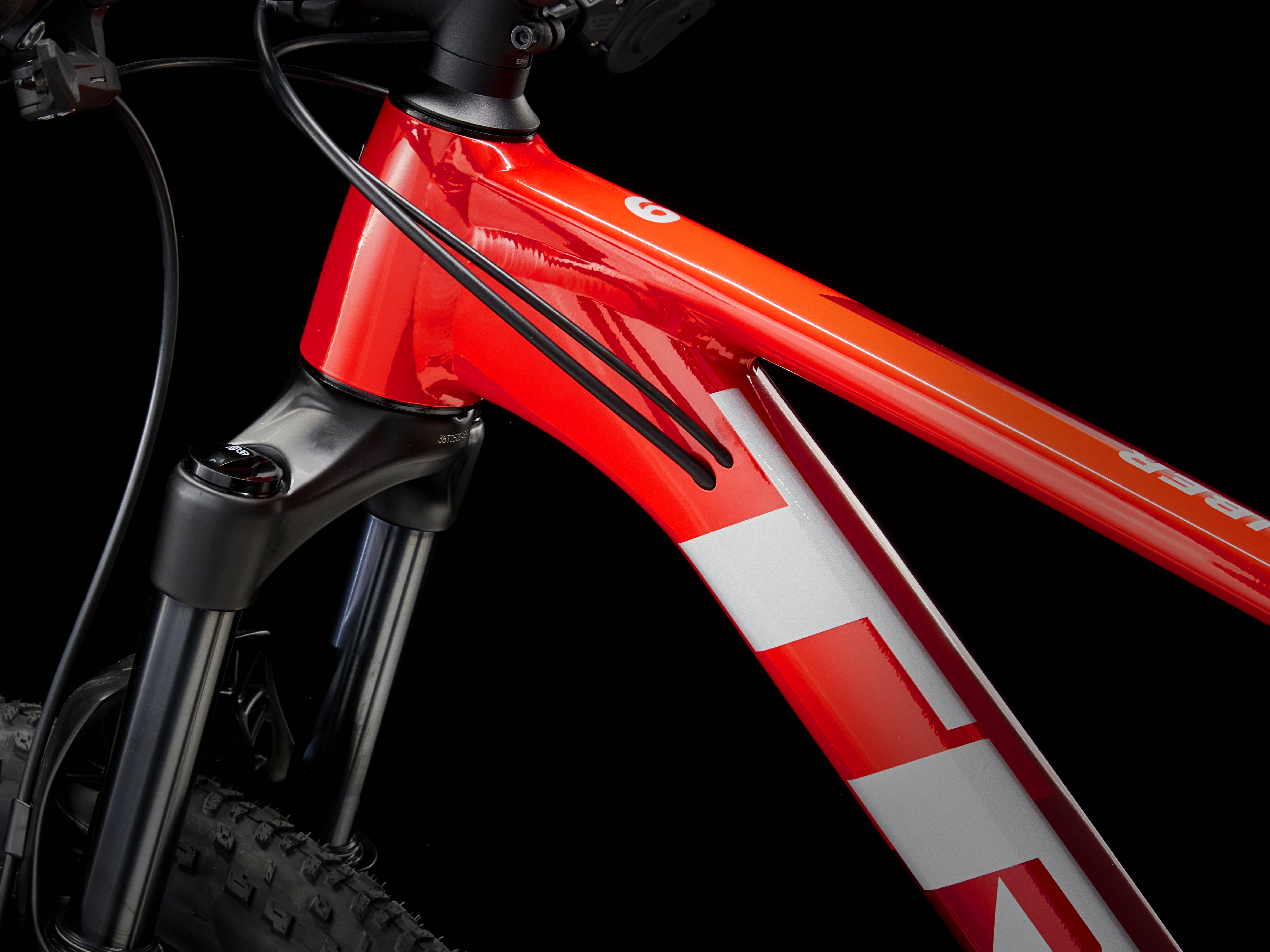Trek Procaliber 6 ML Viper Red/Crimson Produktbild 4
