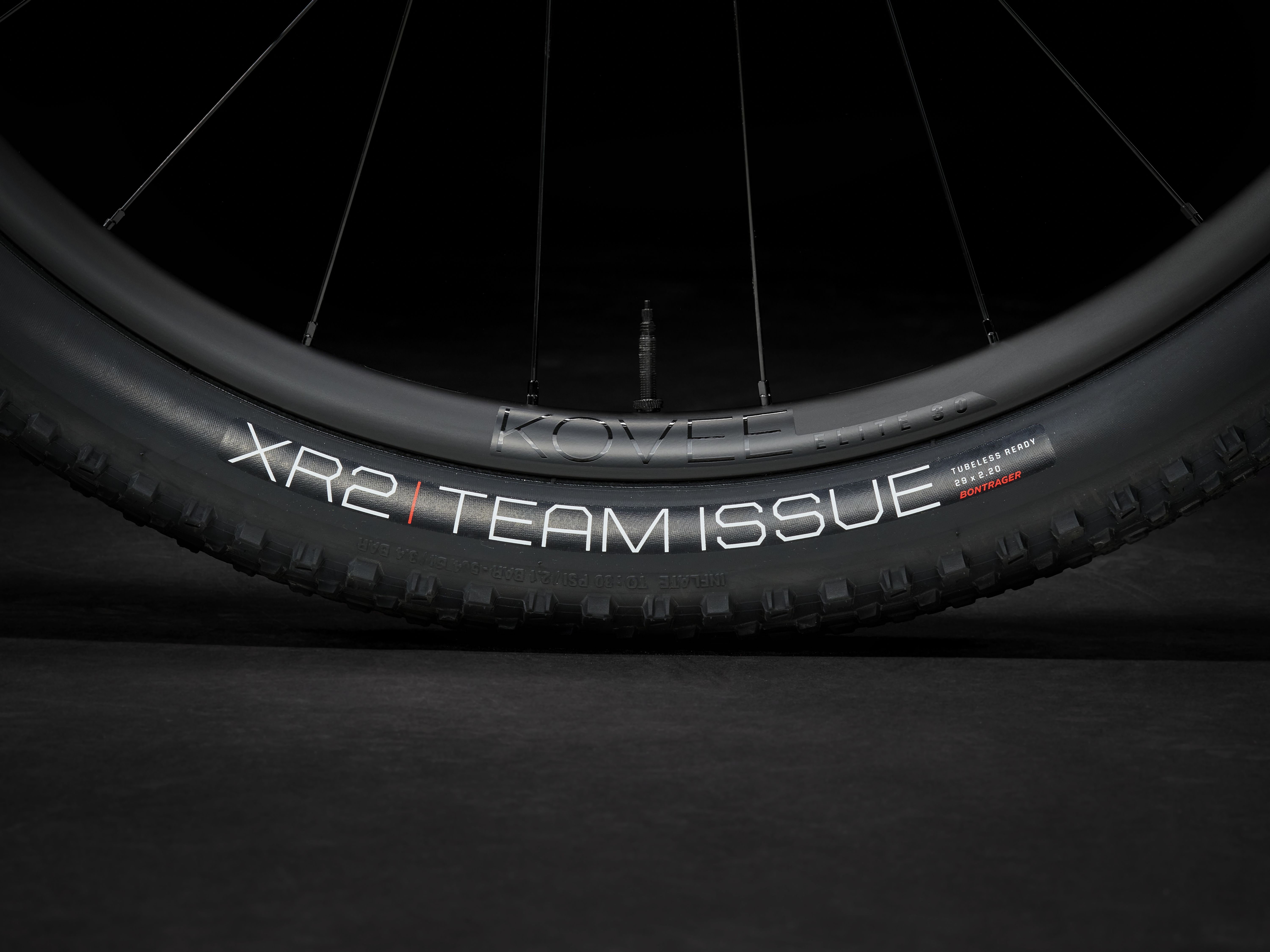 Trek Procaliber 9.7 AXS XL 29 Carbon Blue Smoke/Deep Da Produktbild 18