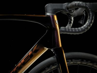 Trek Domane SLR 9 AXS 54 Axinite Flip/Trek Black Produktbild 17