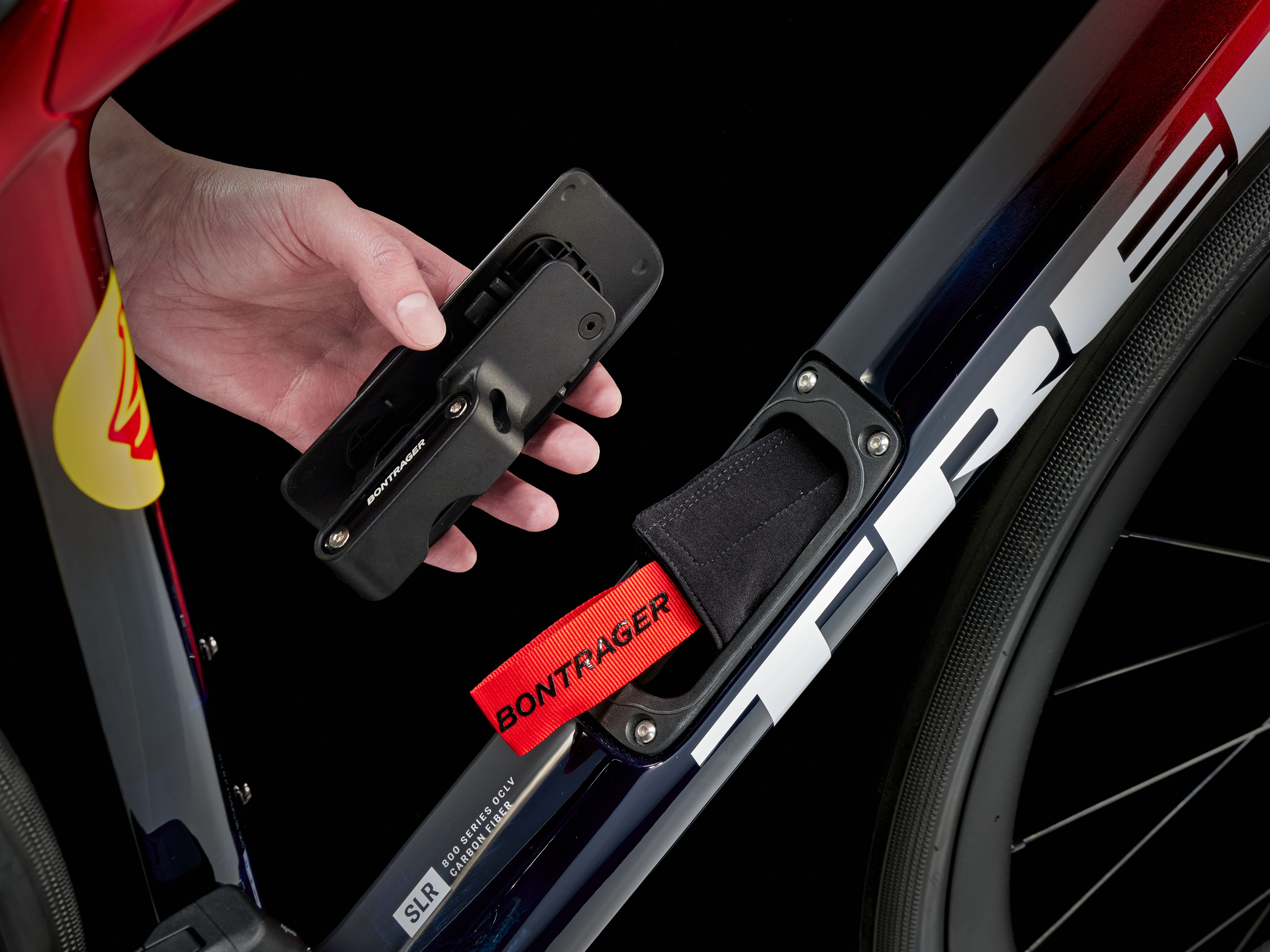 Trek Domane SLR 7 AXS 50 Metallic Red Smoke to Blue Smo Produktbild 16