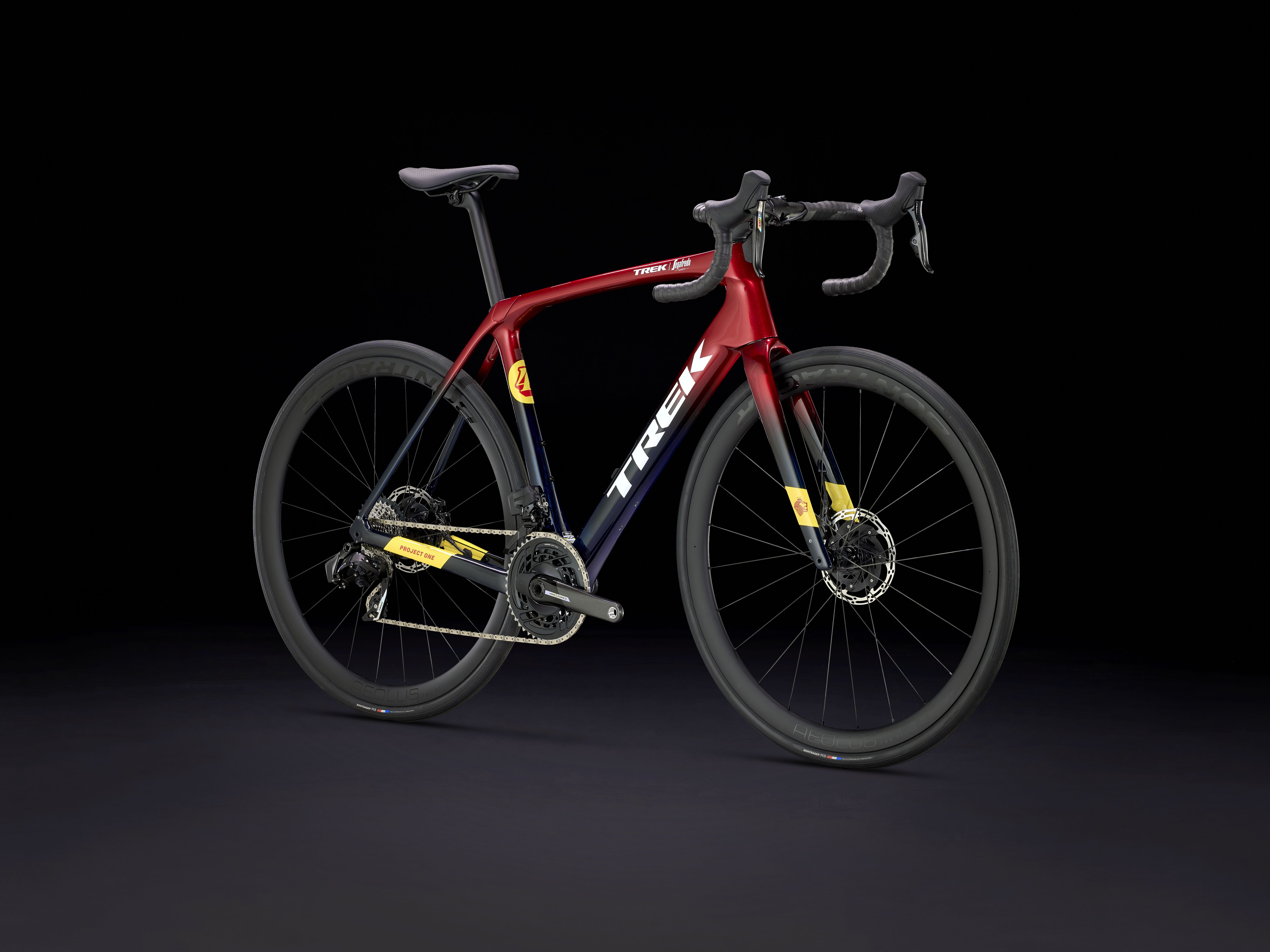 Trek Domane SLR 7 AXS 62 Metallic Red Smoke to Blue Smo Produktbild 13