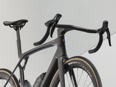 Trek Madone SLR 7 XL Matte Carbon Smoke/Prismatic Pearl Produktbild 10