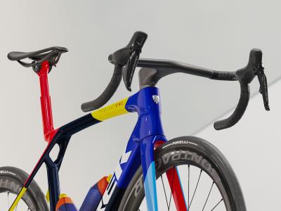 Trek Madone SLR 9 L Team Replica Produktbild 4