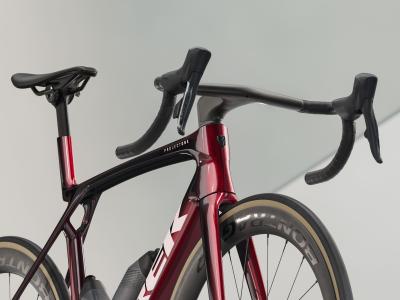 Trek MADONE SLR 8 AXS L Carbon Red Smoke Produktbild 10