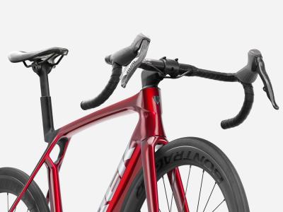 Trek Madone SL 6 AXS XL Gloss Fury Red/Matte Deep Smoke Produktbild 4
