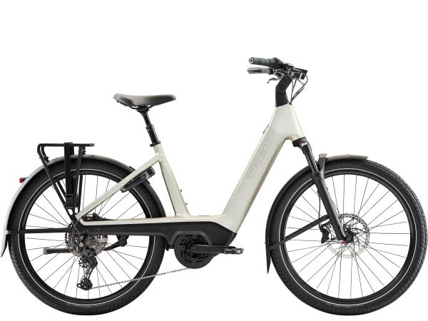Trek Charter+ 5 R10 800 LS L Lunar Silver