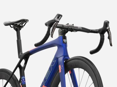 Trek Madone SL 7 XL Matte Cobalt Blue/Trek Black/Living Produktbild 4