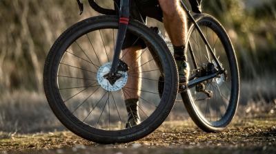 Bontrager Vorderrad Bontrager Aeolus Pro3V 700Disc TLR 12T B Produktbild 15